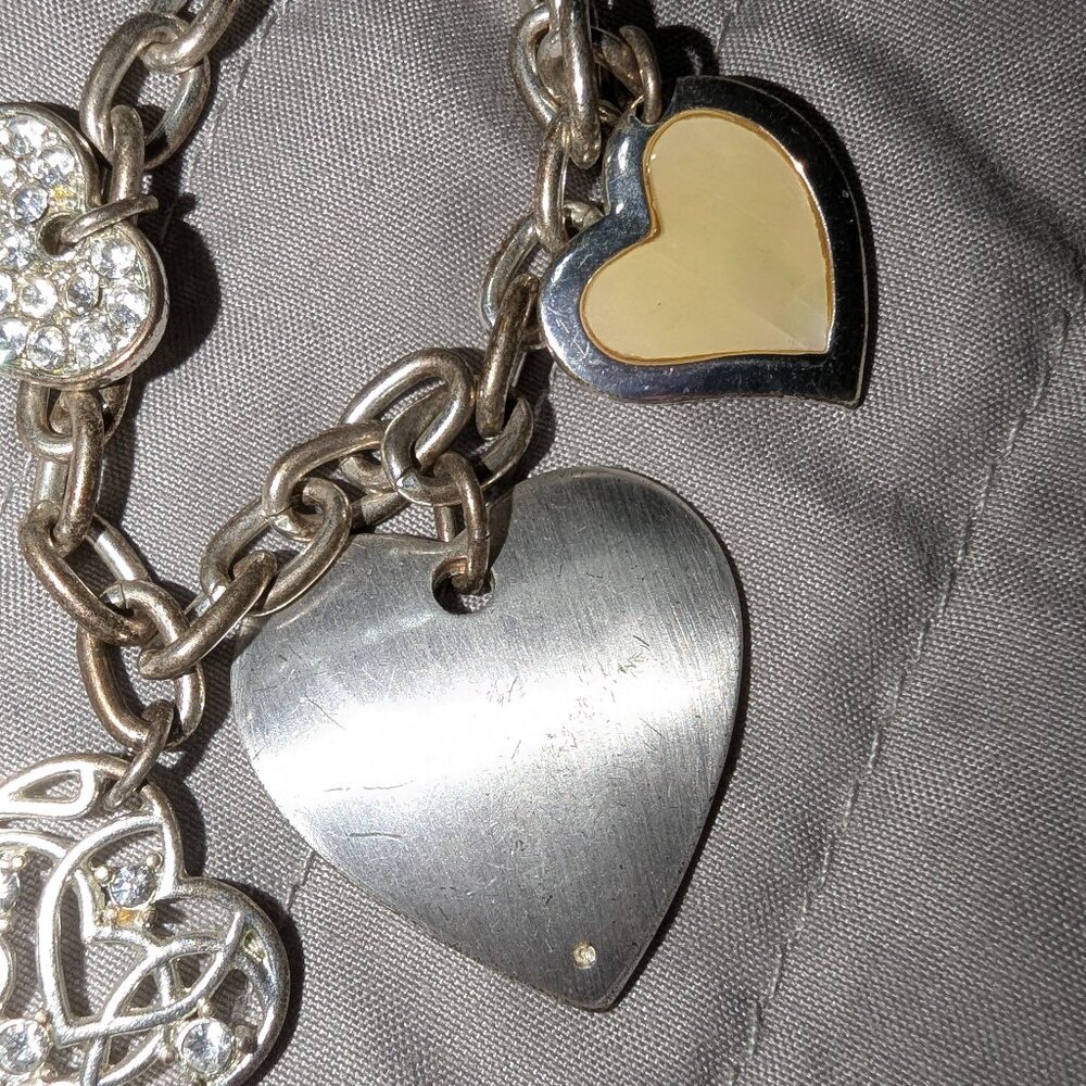 $1 with Bundle ~ Liz Claiborne Toggle Clasp Bracelet with Heart Charms 4600 - Picture 3 of 5